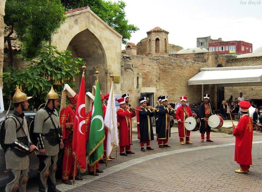 Adana'da Vakıf Haftası Kutlamaları Mehteran Gösterisi ile Devam Ett 1