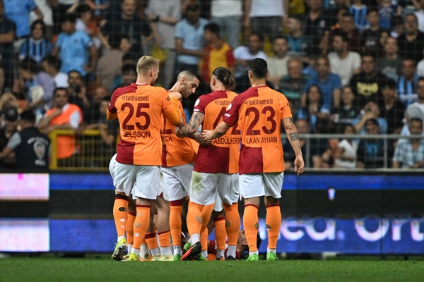 Galatasaray tek kulvara düştü, Süper Lig'e ağırlığını koydu