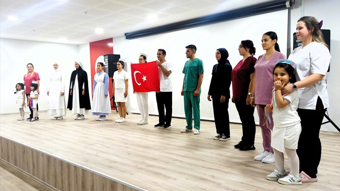 Adana ve Osmaniye'de Hemşireler Haftası etkinliklerle kutlandı