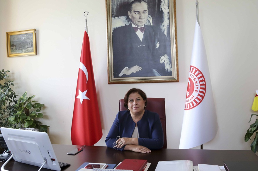 'Müftülere Fazla Mesai Yaptırma Sevdanızdan Vazgeçin..'