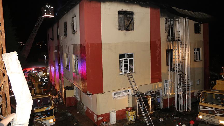 Adana'daki yangınla ilgili tahliye edilen 4 kişi yeniden tutuklandı