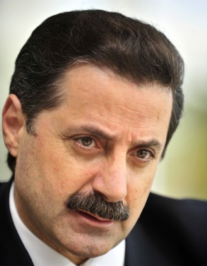 Faruk Çelik: Başbuğ halkı rahatsız ediyor