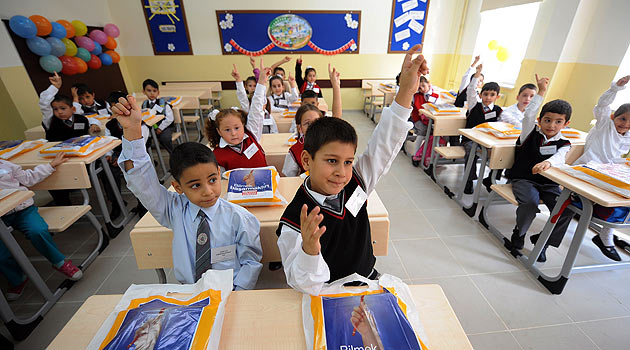 18 milyon öğrenci yarın ders başı yapacak
