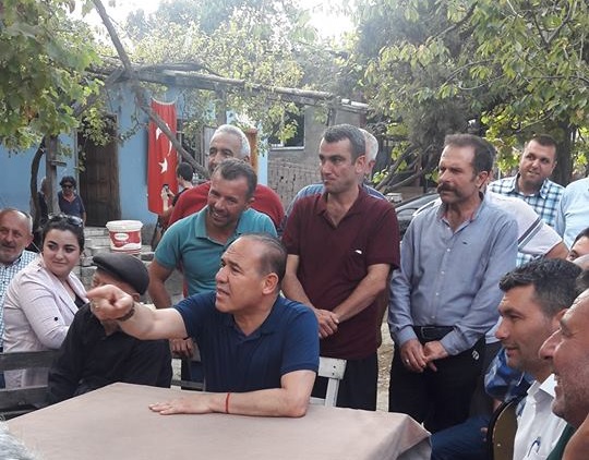 BaÅkan SÃ¶zlÃ¼ ilÃ§elerde vatandaÅlarla bayramlaÅtÄ±