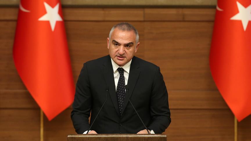 Kültür ve Turizm Bakanı Ersoy: Bu tören sanatçılara duyulan vefanın bir ifadesidir