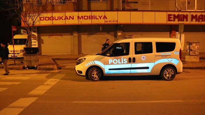Adana'da jiletli kavga: 2 yaralı