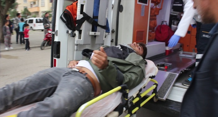 Adana'da motosiklet ile otomobil çarpıştı: 1 yaralı