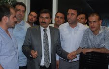 BARIŞ MANÇO KONFERANSLA ANILDI