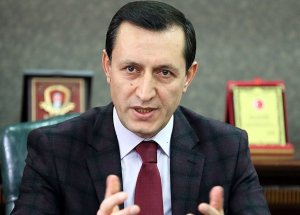 Emrullah İşler?den Pınar Kür?e tepki