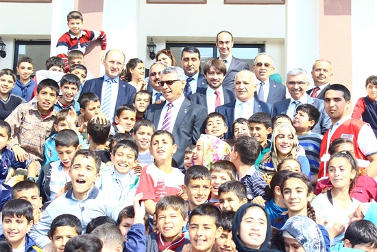 Türk Kızılayı Adana Şubesi?den Eğitime Tam Destek