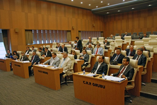 CHP?li Başkan Çetin?e MHP ve AKP?den Destek