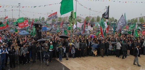 Diyarbakır'da yüzbinler 'Kutlu Doğum'u kutladı