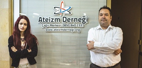 Ateistler sonunda bunu da yaptı?