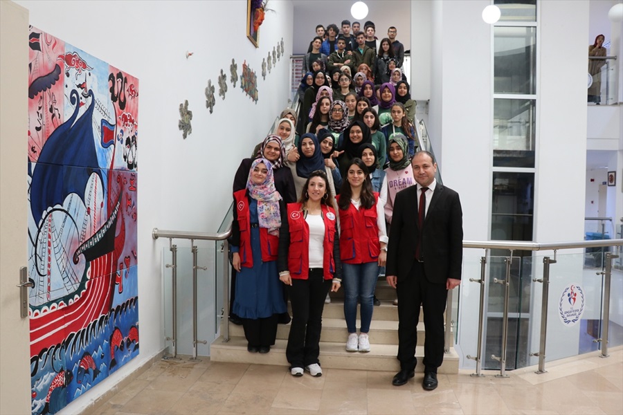 adana-genclik-merkezi-3.jpg