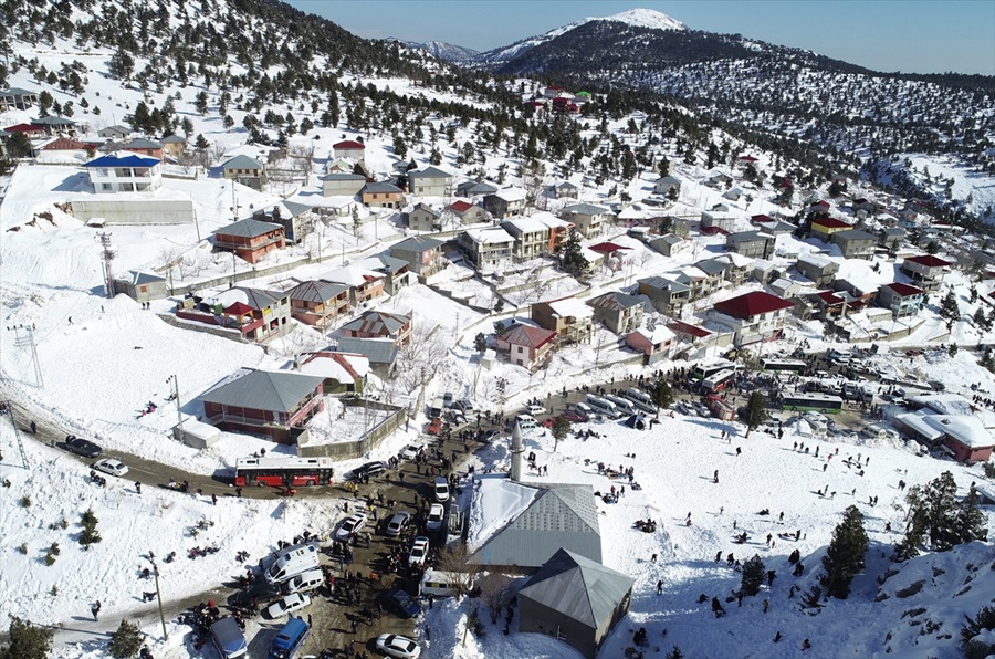 adanada-kar-senligi-2.jpg