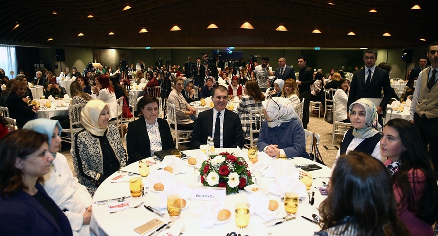 ak-parti-002.jpg