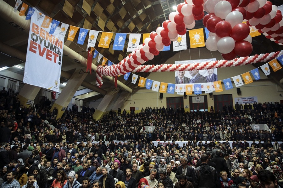 ak-parti-adana.jpg