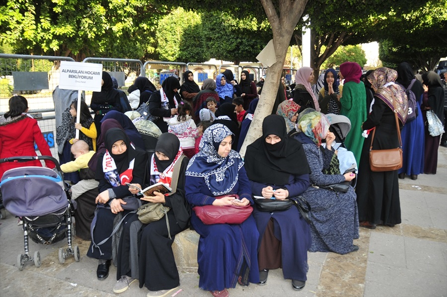 alparslan-kuytul-2.jpg