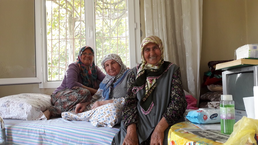ayse-teyze,-hafiz.jpg