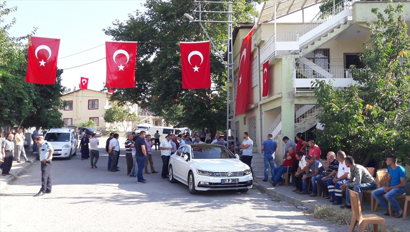 erhan-konuk-1.jpg