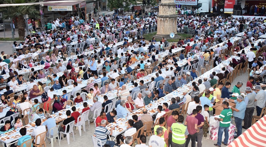 karaisali-da-iftar.jpg