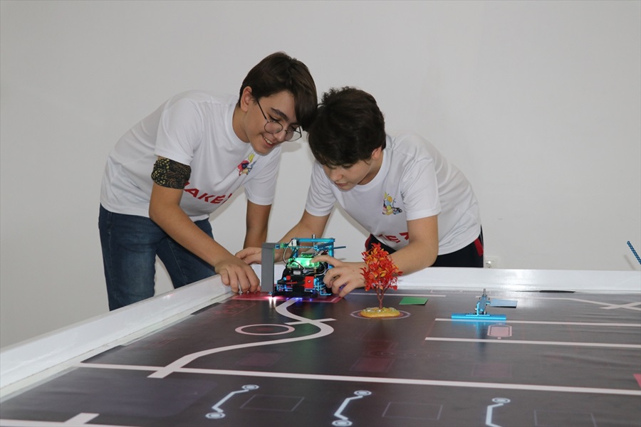 makex-robotik-yarismasi-2019-1.jpg