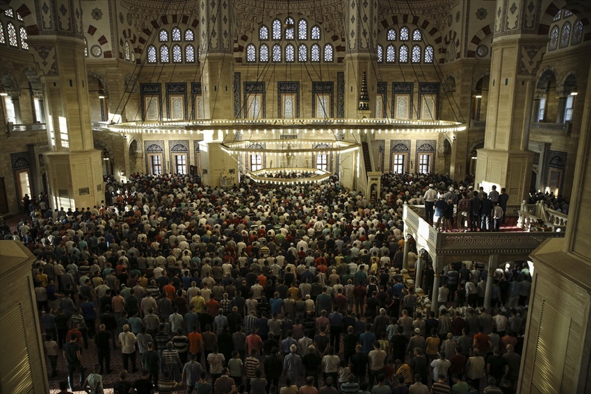 sabanci-camii.jpg