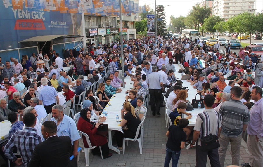 seyhan-akp-1.jpg